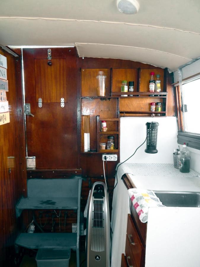 Precioso Barco En Barcelona Badalona Exterior foto
